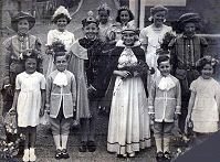Click here to view a second page of older photos of the Kings and Queens of Carrick