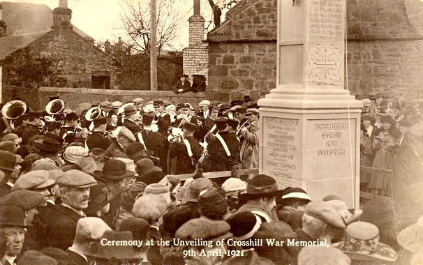 Ceremony at the Unveiling of Crosshill War Memorial. Click on the image for a very large photo.