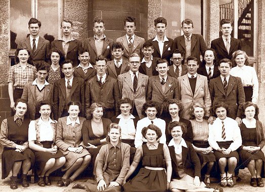 Carrick Academy Class of 1946. Click on the image to see an even larger photo.