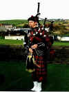 Gavin Nicol Piper Major of Maybole Pipe Band.jpg (26127 bytes)